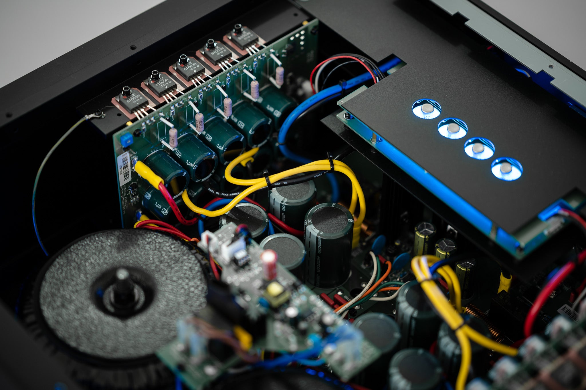 Musical Fidelity Nu-Vista 800.2 amplifier