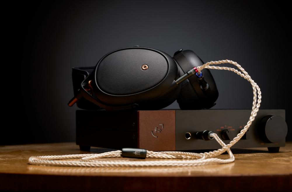 Meze Audio M3.5-S4.4P päivityskaapeli