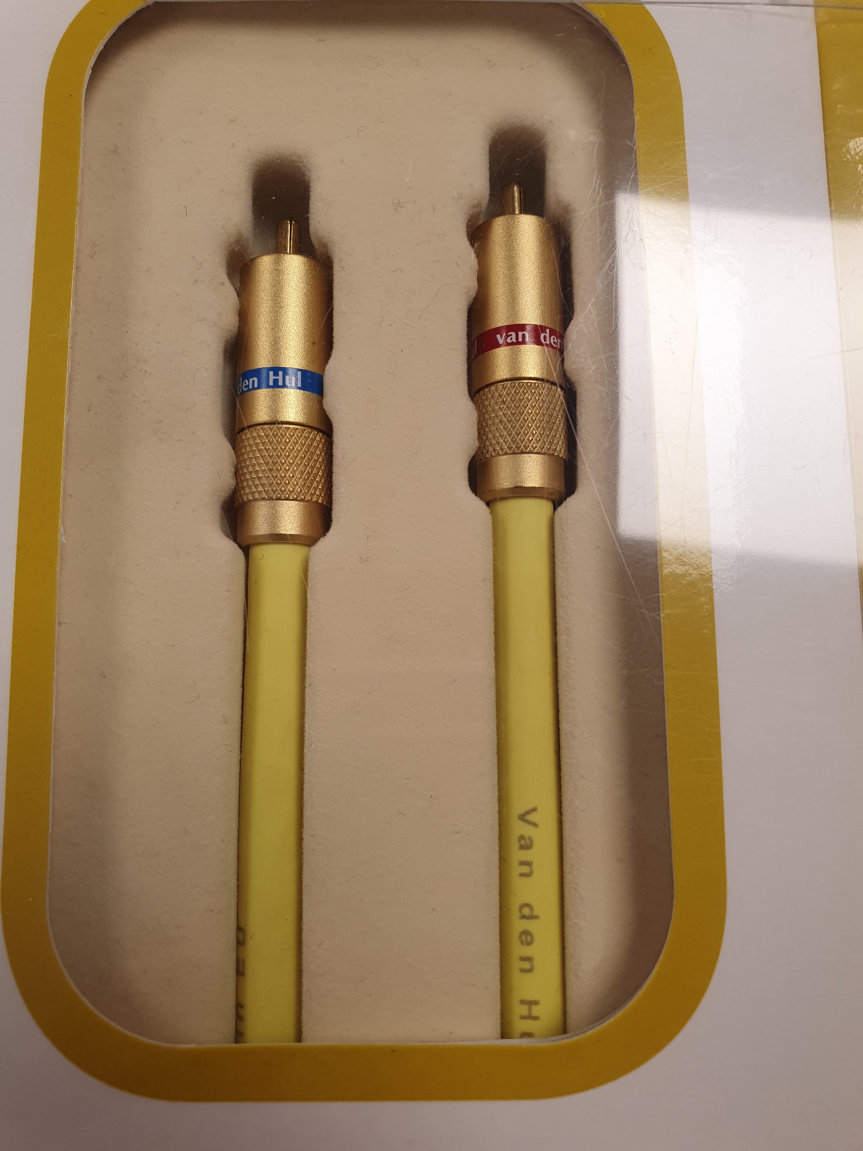 Van den hul the first ultimate mk2 1.0m rca-kaapelit
