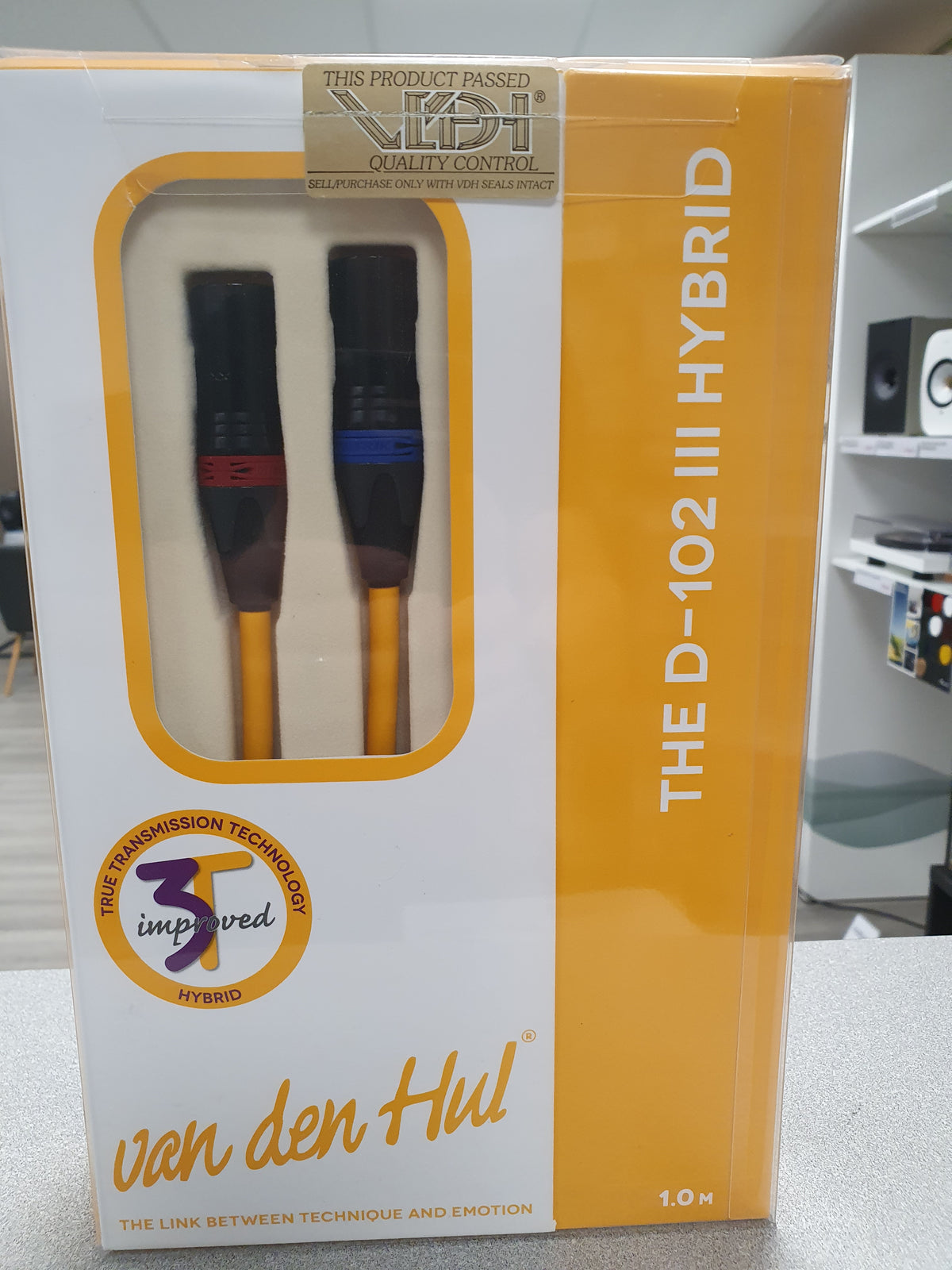 van den Hul The D102 III 3T Hybrid välikaapeli XLR -liittimin 1m (vaihtolaite vaasa)