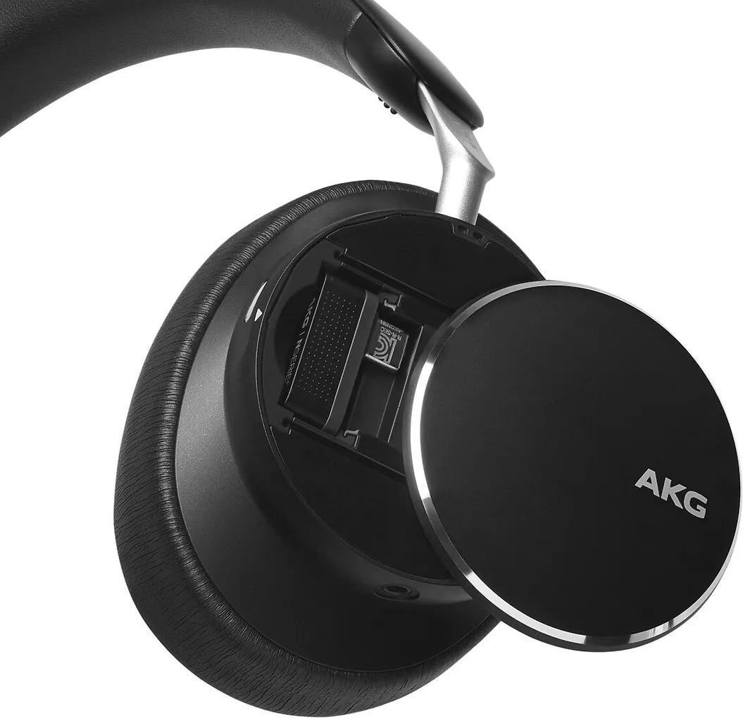 AKG N9 Hybrid noise-cancelling headphones