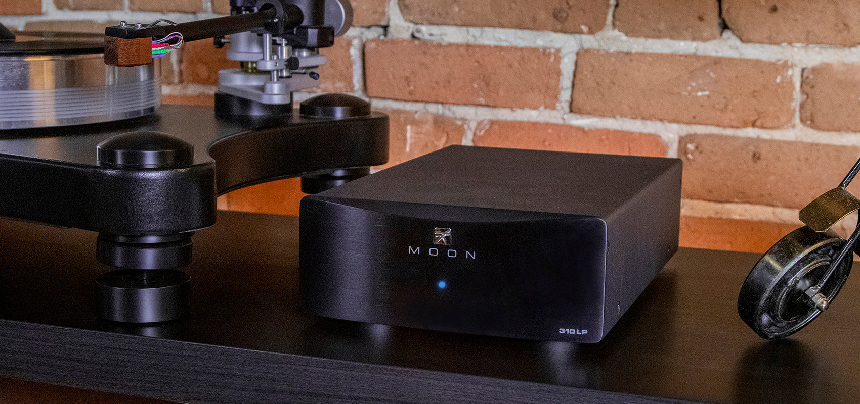 Simaudio MOON 310LP levysoitinesivahvistin