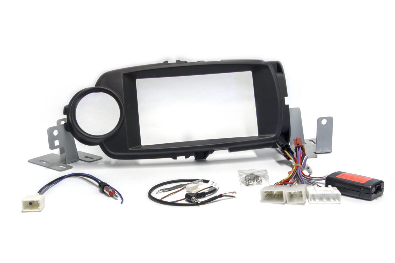 Yaris 2014-2020 2-DIN player installation kit