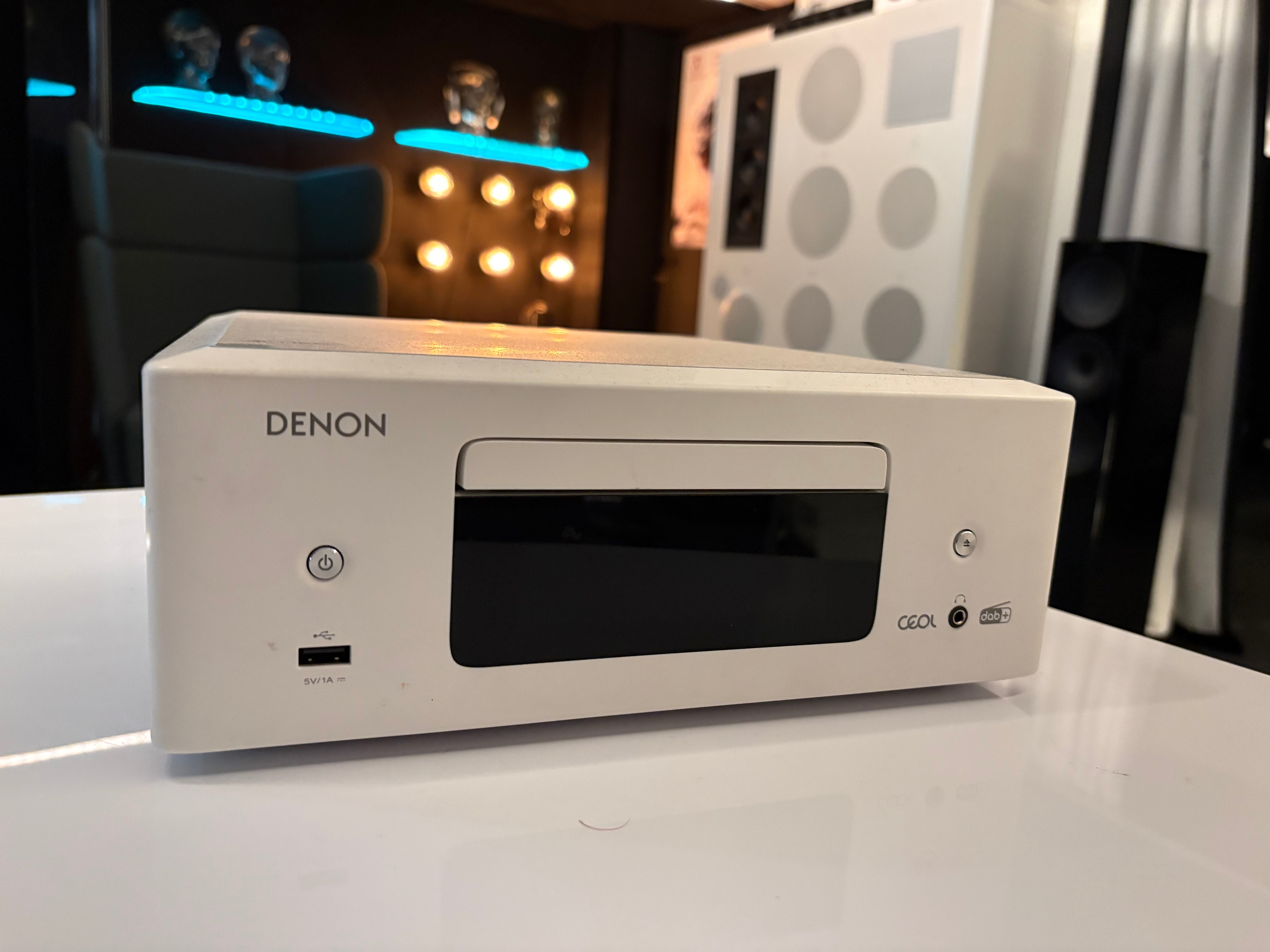 Denon CEOL RCD-N12 verkkovahvistin, asiakaspalautus.