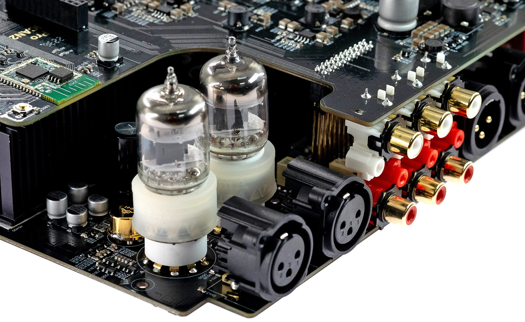 iFi iCan Phantom kuulokevahvistin