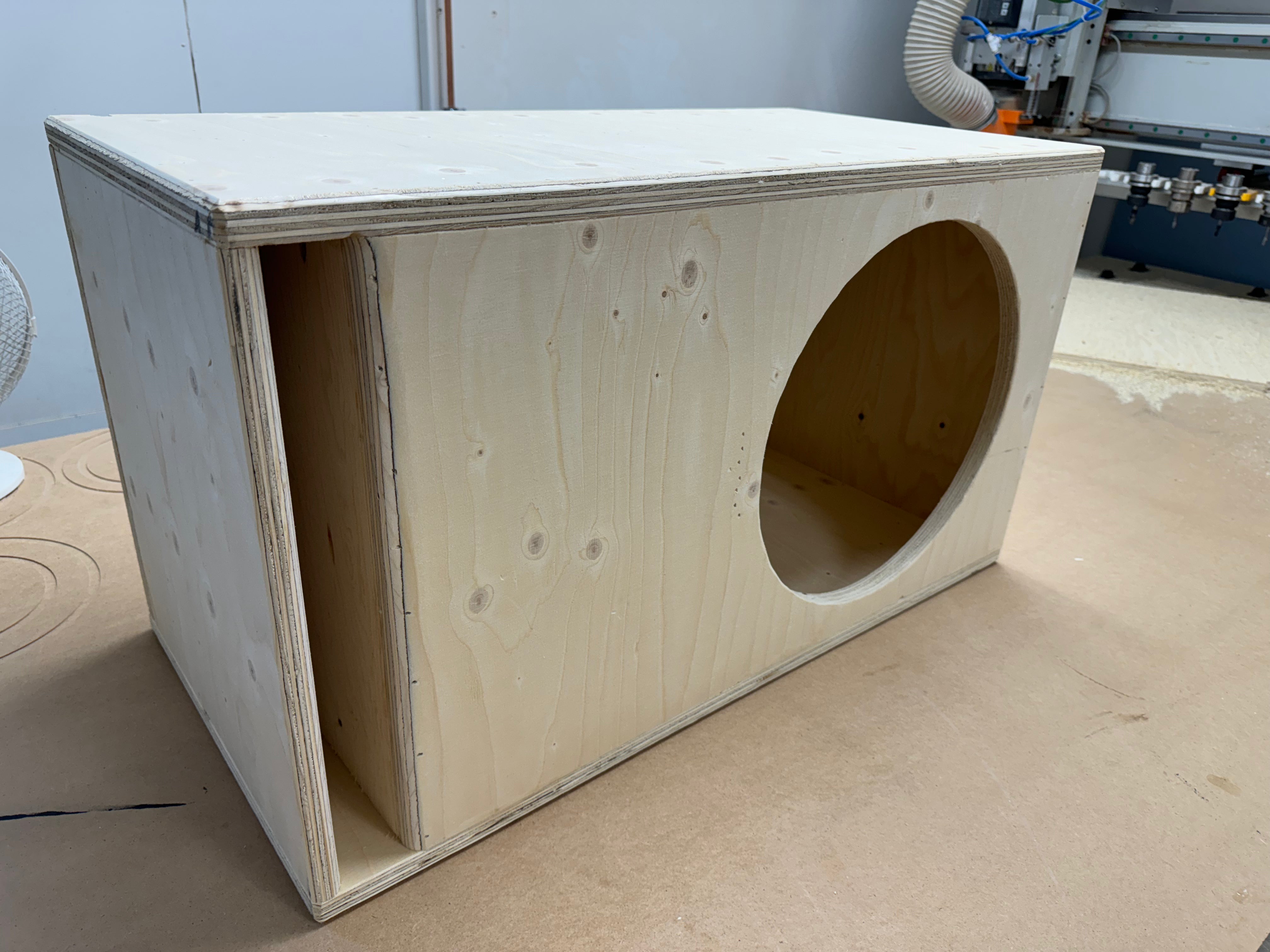 Audiokauppa PBL15R Refleksikotelo 15" bassolle