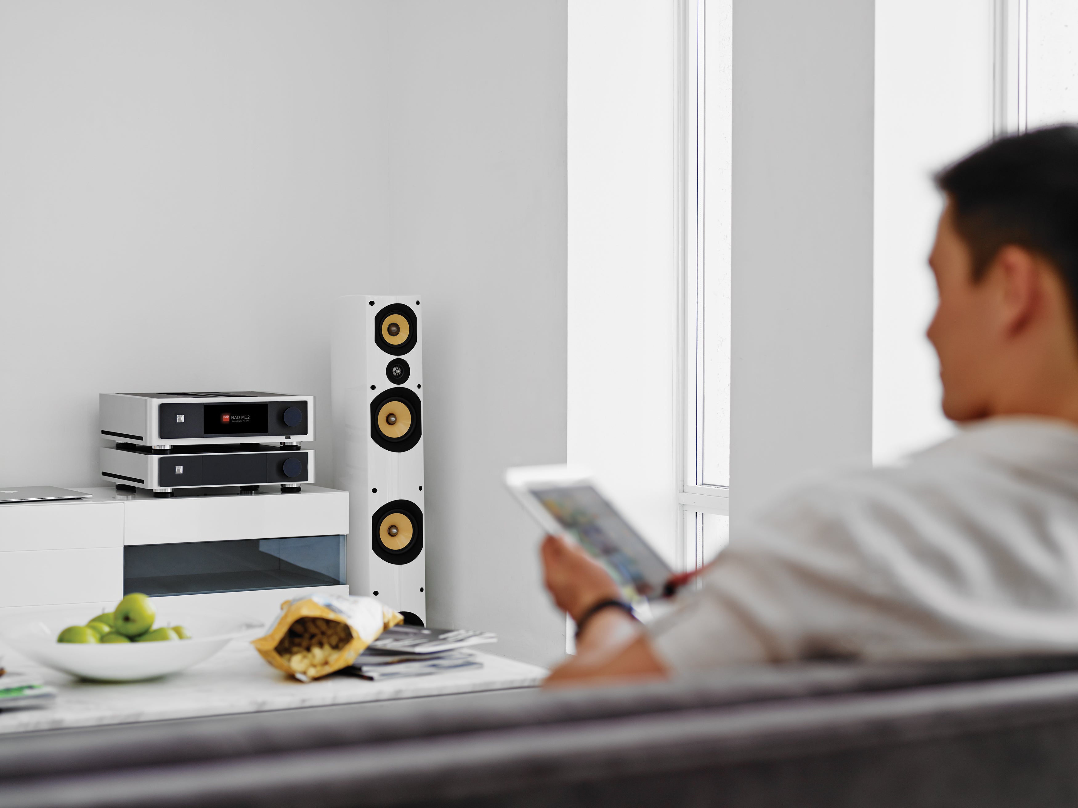 NAD Masters M12 Digital etuvahvistin - DAC, vaihtolaite, sijainti Hyvinkää