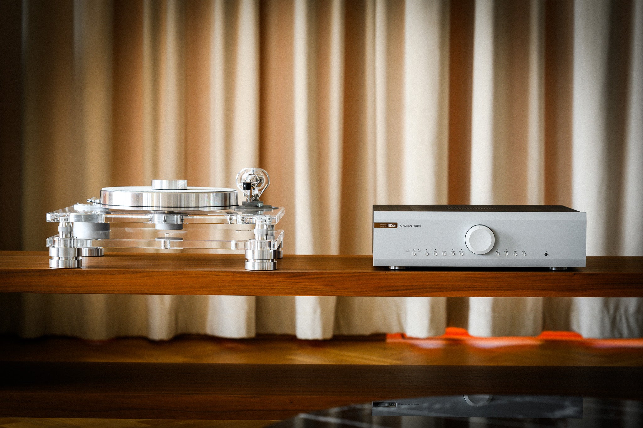 Musical Fidelity M5xi integroitu vahvistin