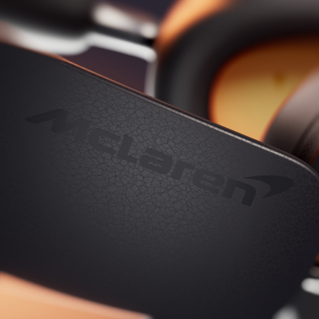 B&W Px8 S2 McLaren Edition vastamelukuulokkeet