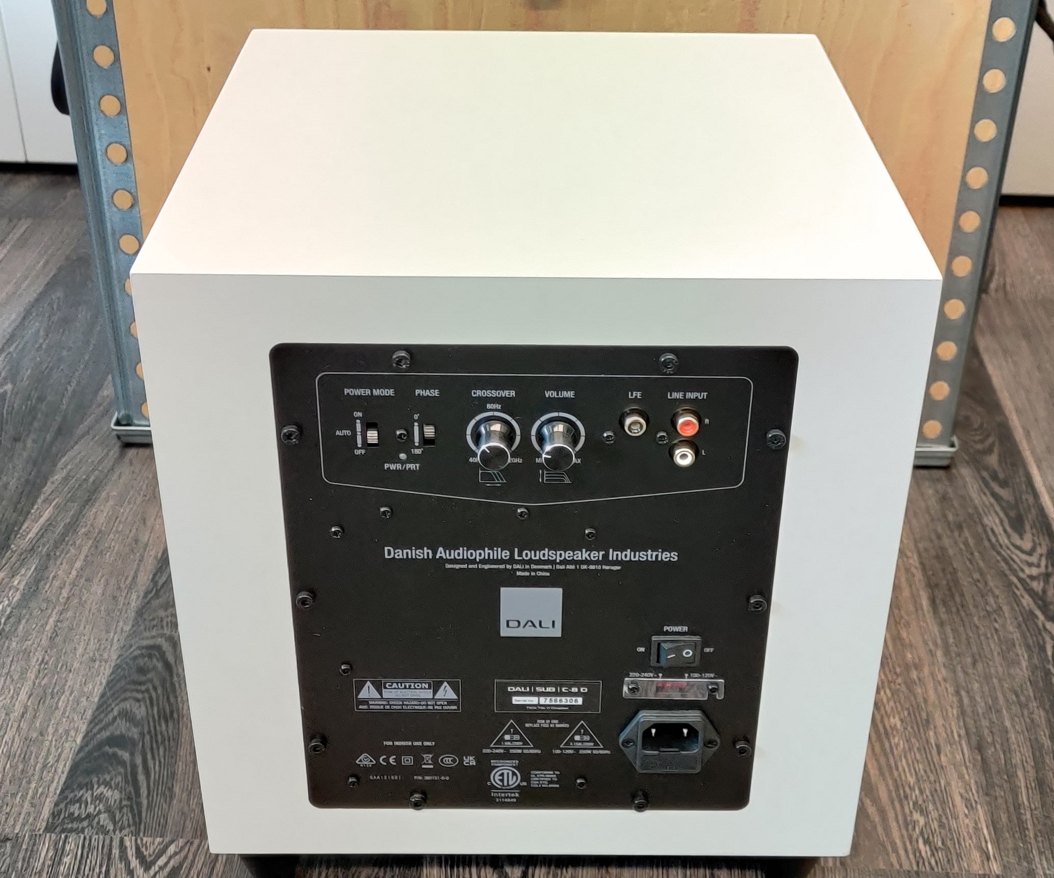 Vaihtolaite DALI C-8D subwoofer