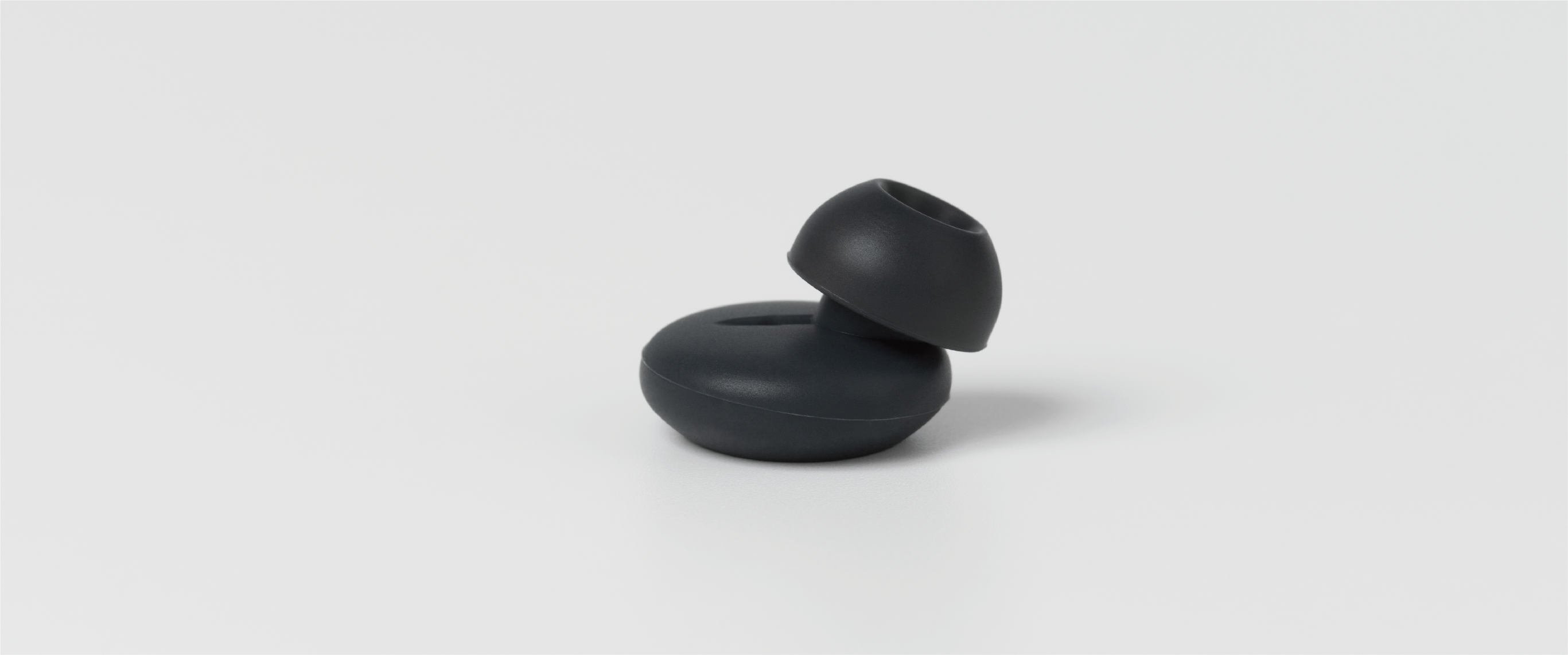 Final ZE8000 wireless earbuds