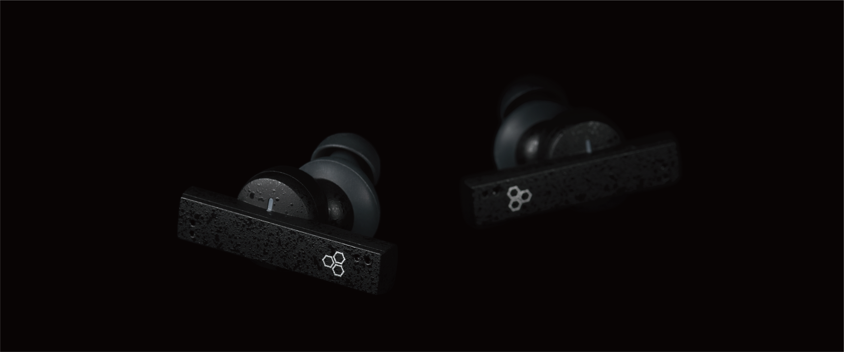 Final ZE8000 wireless earbuds
