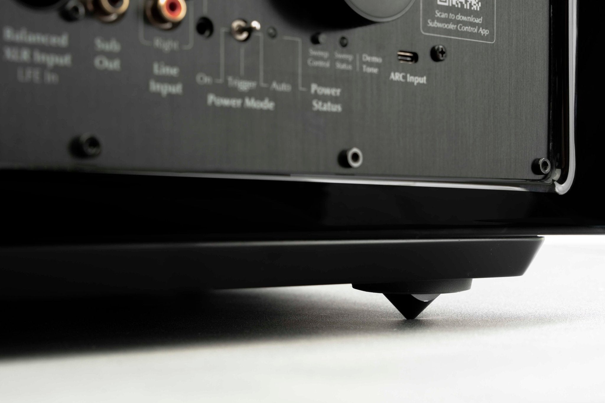MartinLogan Dynamo 10 aktiivisubwoofer - Audiokauppa.fi