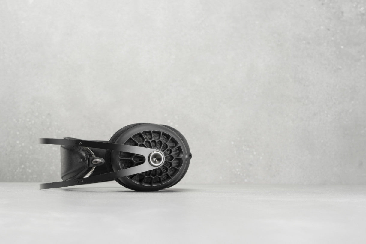 Meze Audio 105 AER sankakuulokkeet - Audiokauppa.fi