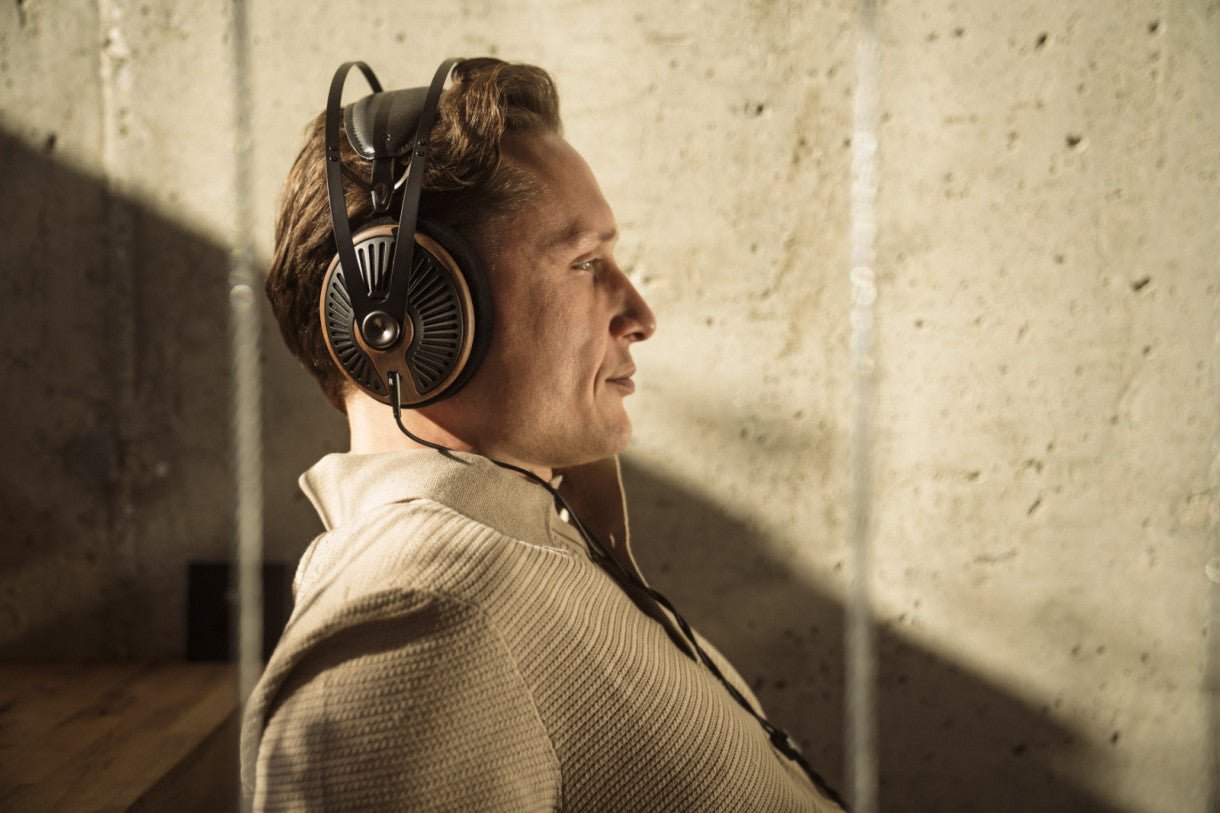 Meze Audio 105 SILVA avoimet sankakuulokkeet - Audiokauppa.fi