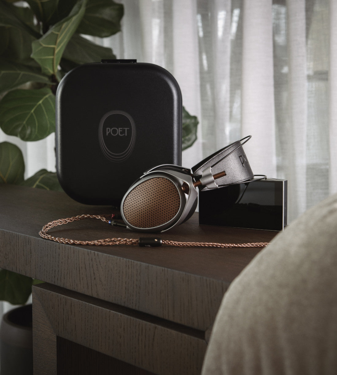 Meze Audio POET headphones