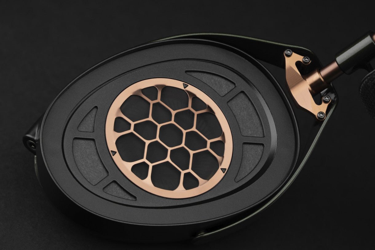 Meze Audio Strada suljetut sankakuulokkeet - Audiokauppa.fi