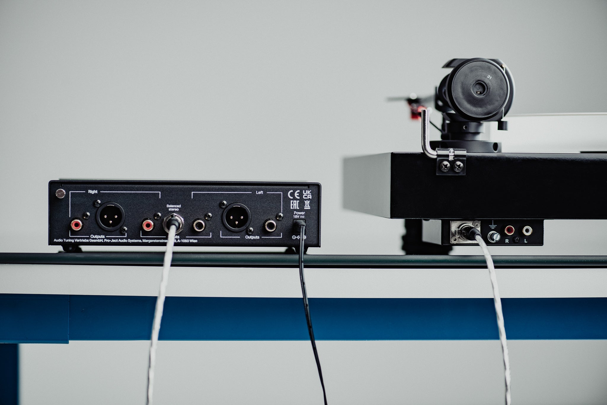 Pro - Ject X2 B levysoitin, ilman äänirasiaa - Audiokauppa.fi