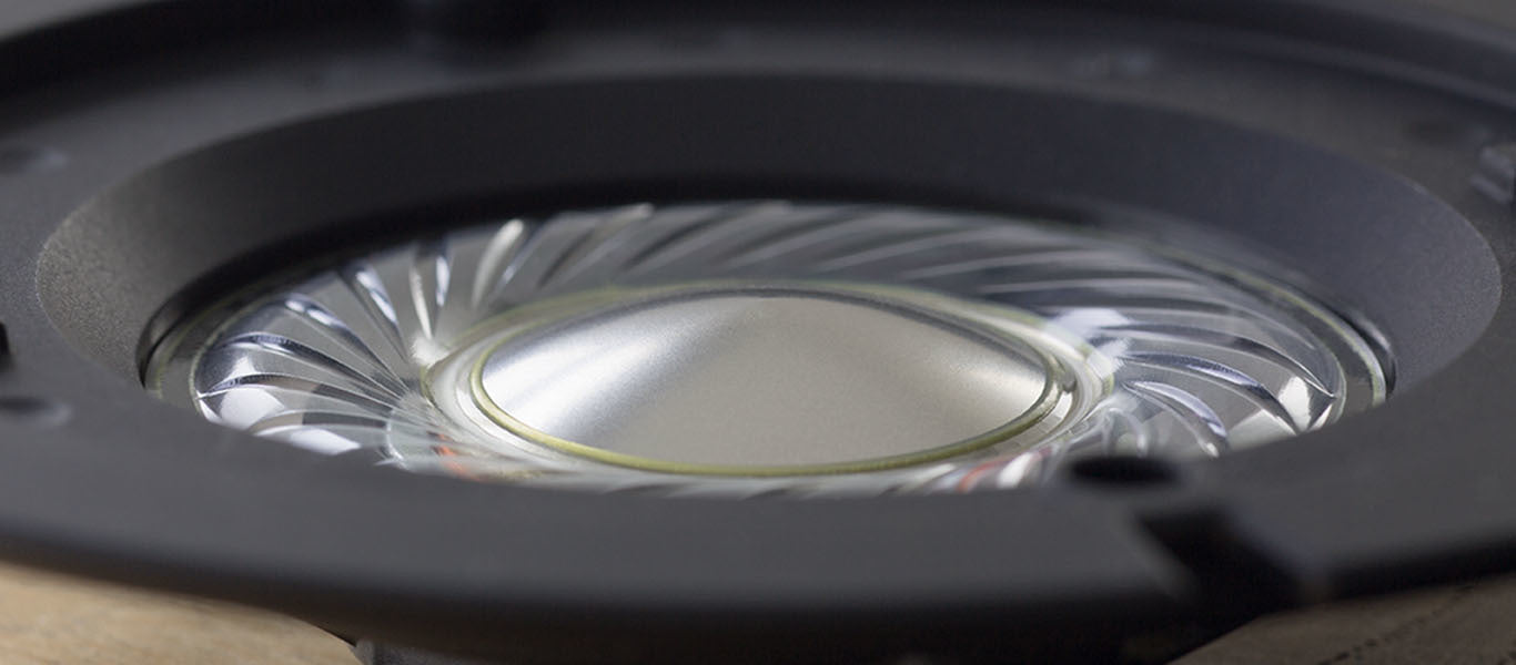 Final SONOROUS III headphones