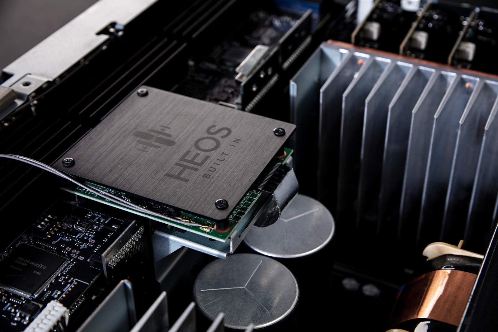 Denon AVC-A1H 15.4-kanavan AV-vahvistin