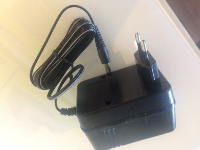 Pro-Ject virtalähde levysoittimiin, useita