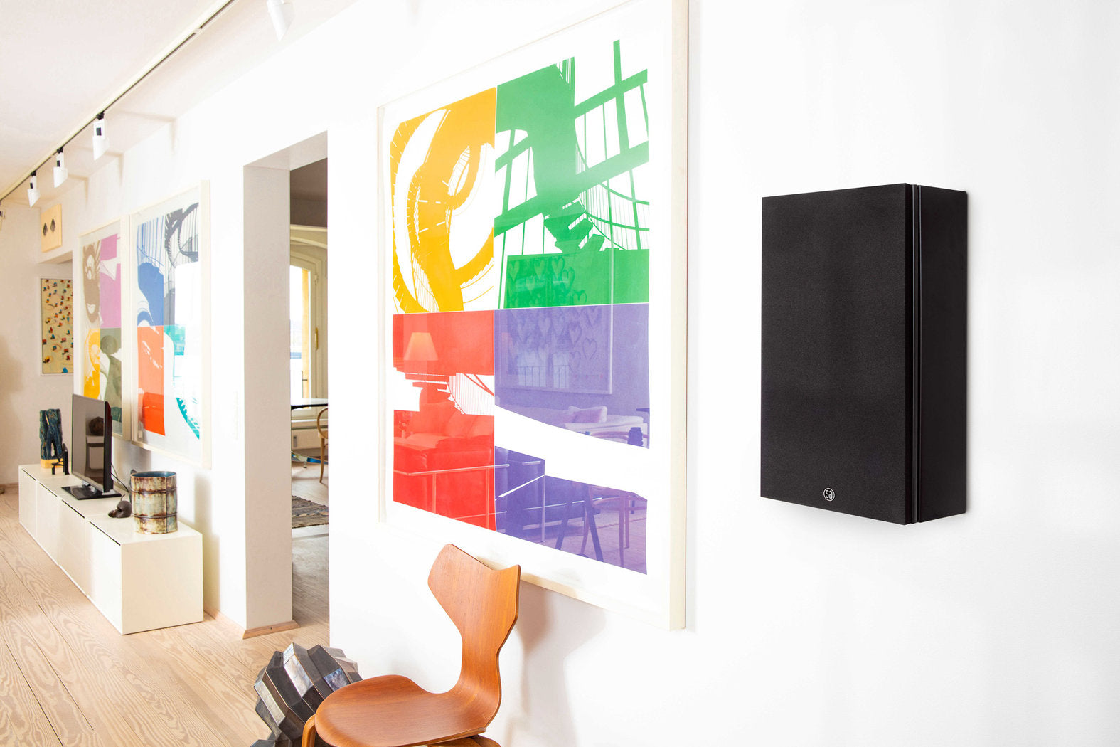 System Audio Legend 7.2 silverback wall speaker