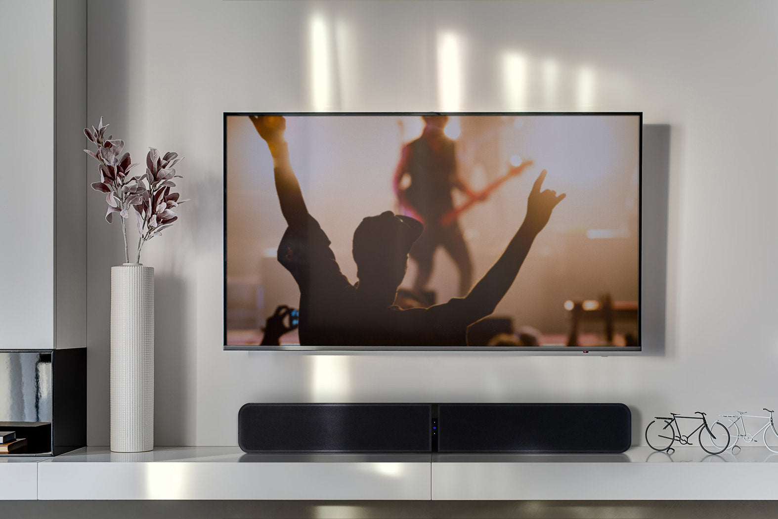BLUESOUND PULSE SOUNDBAR+