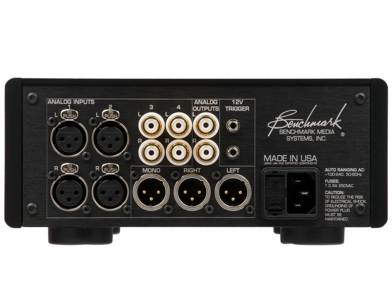 Benchmark LA-4 referenssi esivahvistin