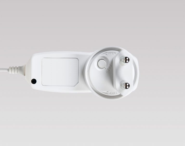 iFi SilentPower iPower X virtalähde