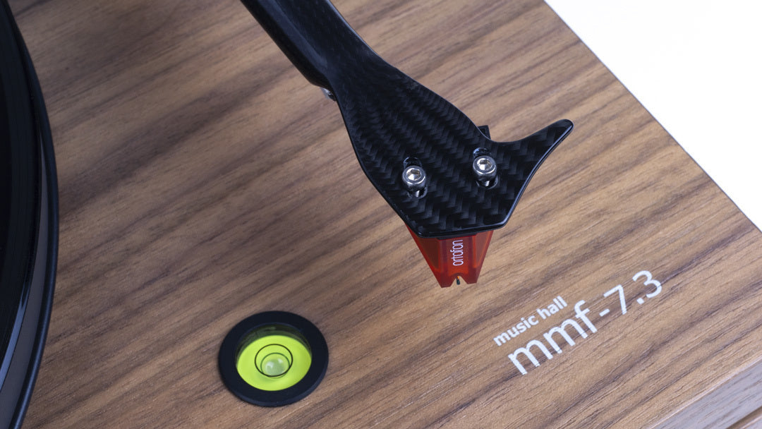 Music Hall mmf-7.3SE turntable