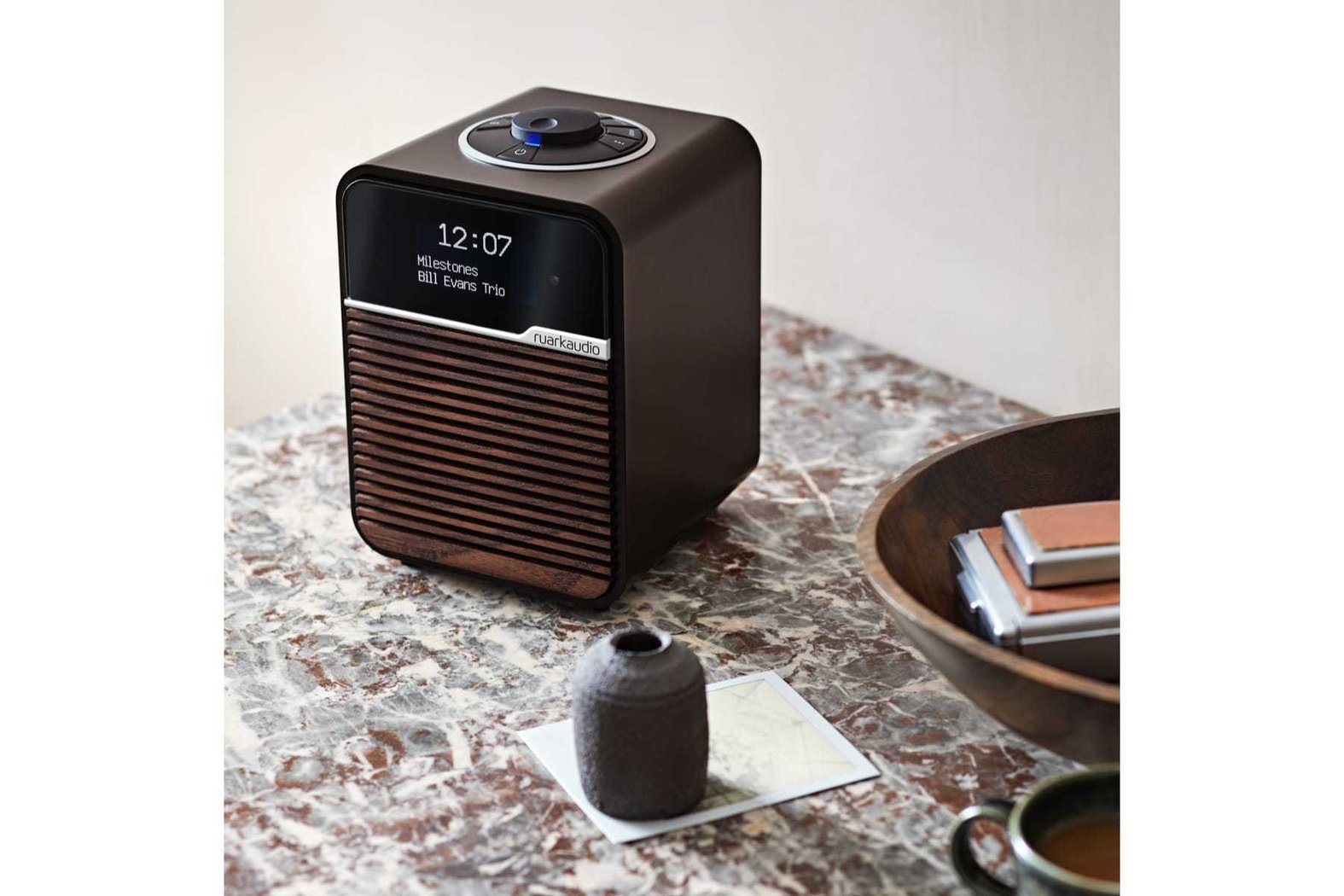 Ruark Audio R1 Deluxe Bluetooth radio - Audiokauppa.fi