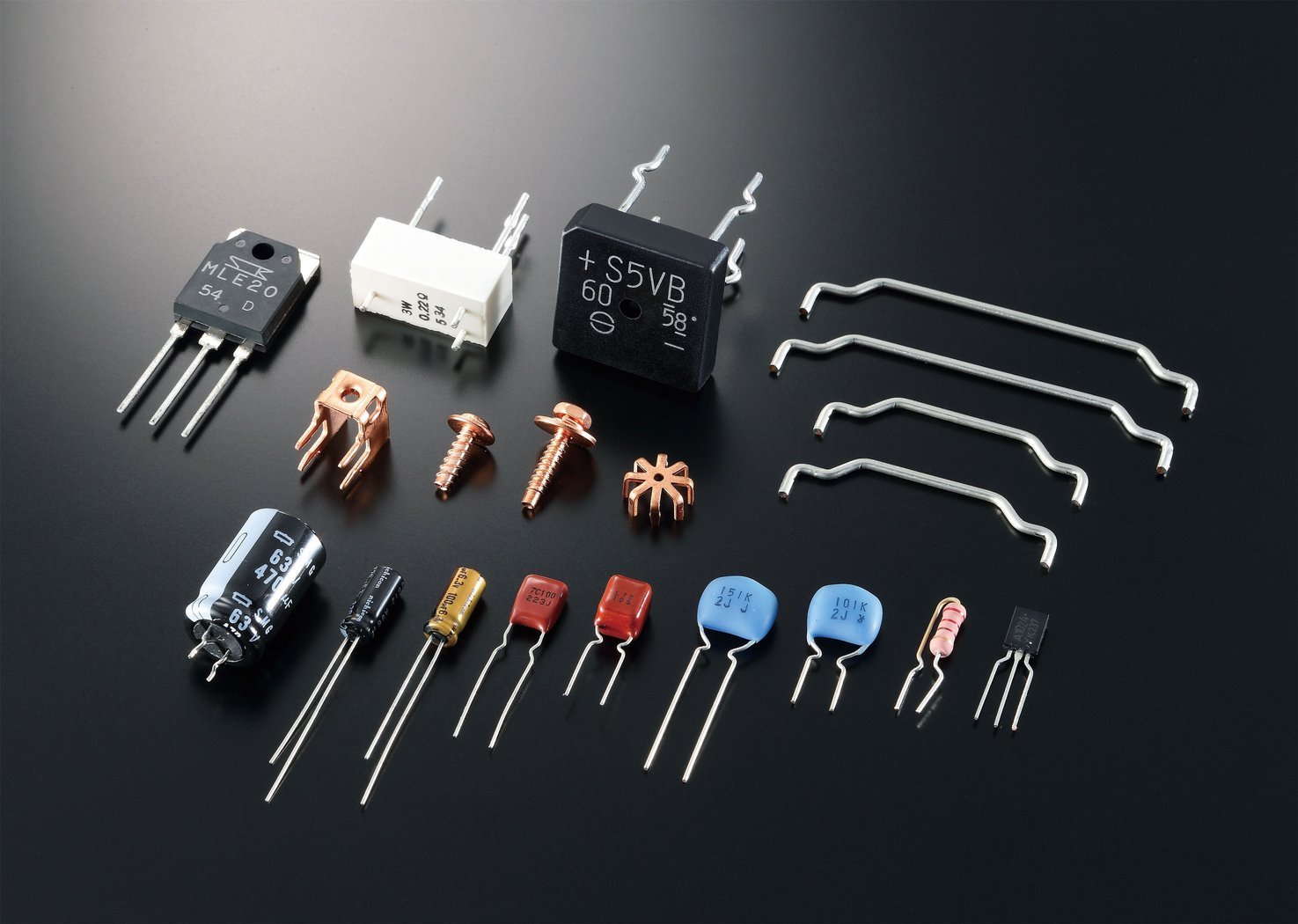 Yamaha A - S701 V2 stereovahvistin - Audiokauppa.fi