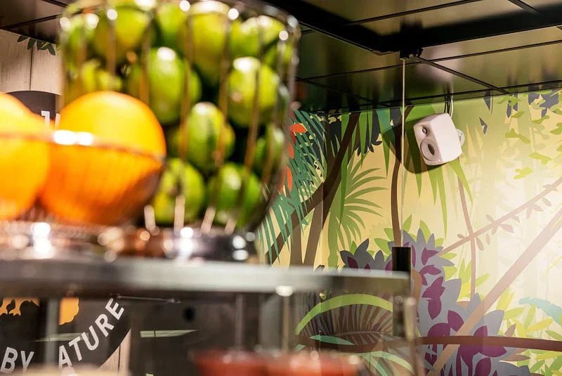 Äänentoistolla on väliä asiakaskokemuksessa - Jungle Juice Bar x Audiokauppa - Audiokauppa.fi