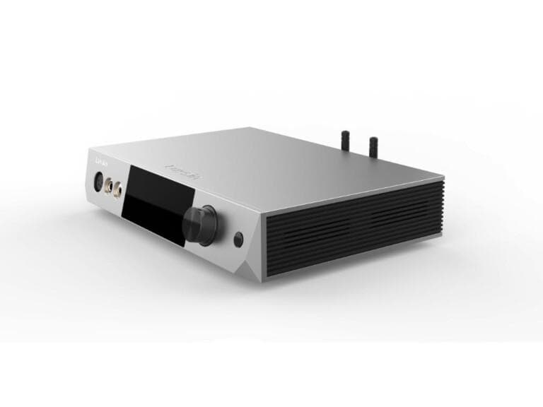 Luxsin X9 high-end DAC, headphone amplifier and preamp in one