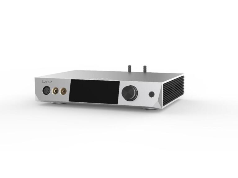 Luxsin X9 high-end DAC, headphone amplifier and preamp in one