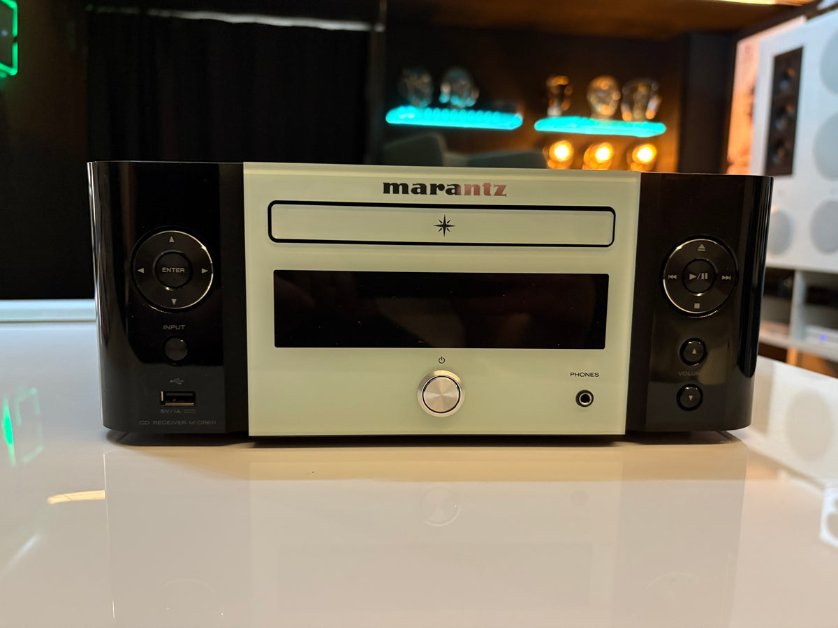 Marantz M-CR611 CD-vastaanotin ja verkkovahvistin, vaihtolaite. Helsinki