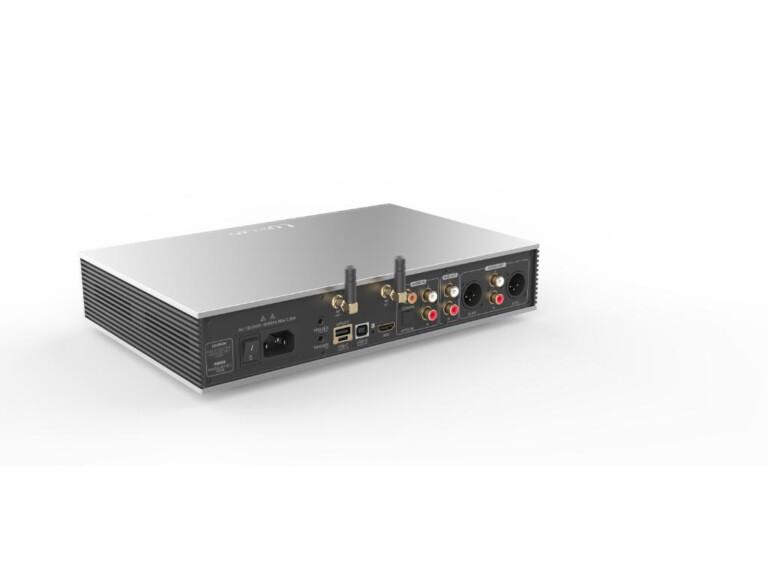 Luxsin X9 high-end DAC, headphone amplifier and preamp in one