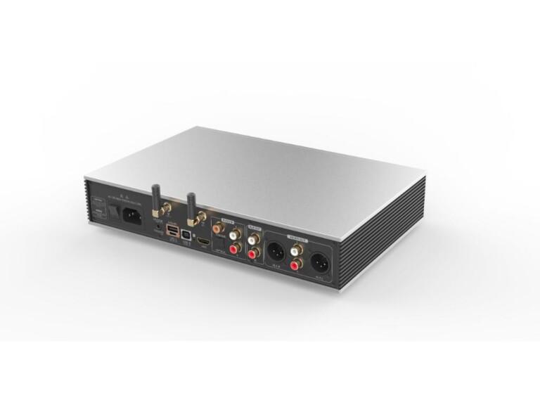 Luxsin X9 high-end DAC, headphone amplifier and preamp in one