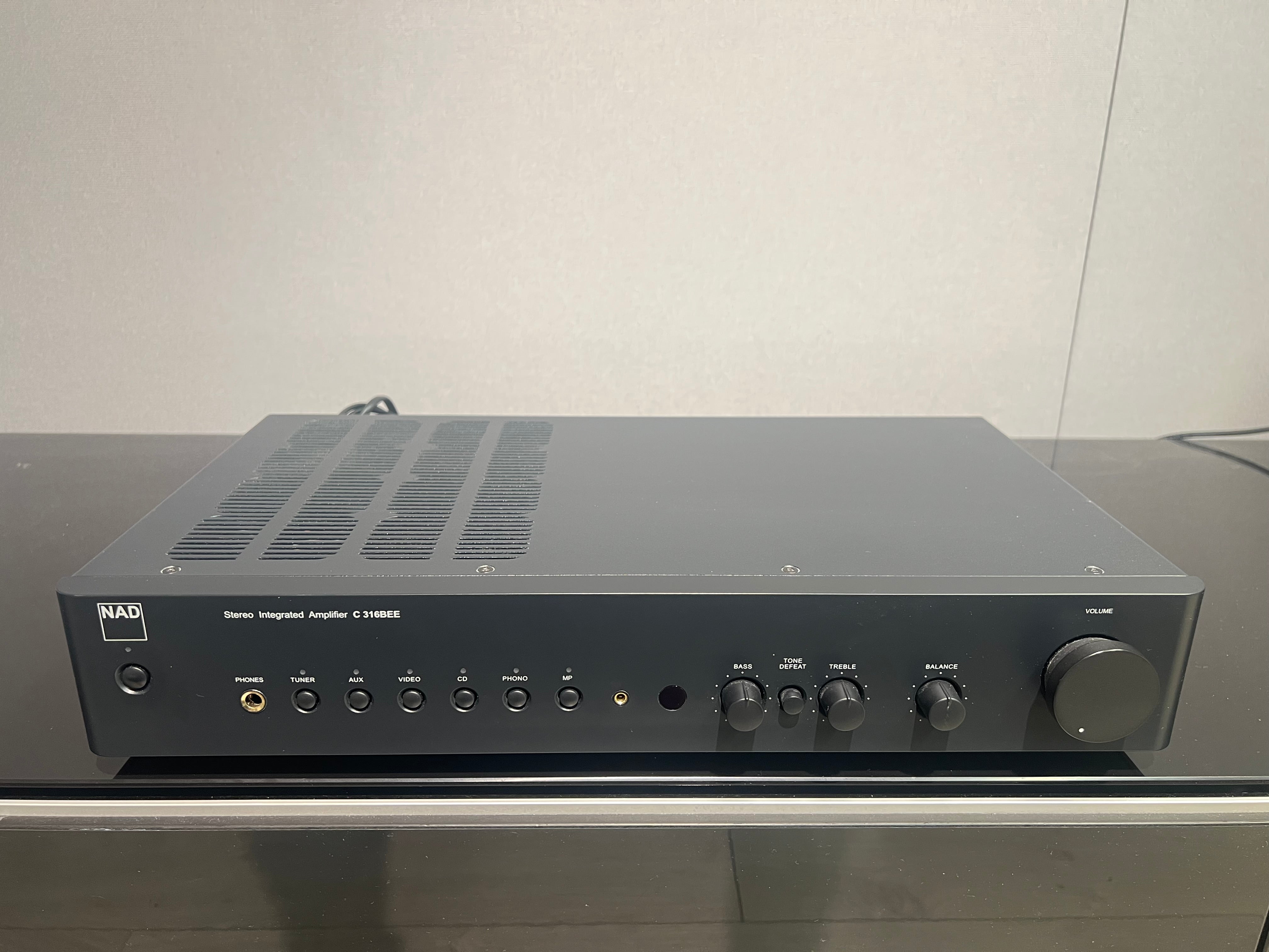 NAD C316 BEE stereovahvistin - vaihtolaite, Oulu