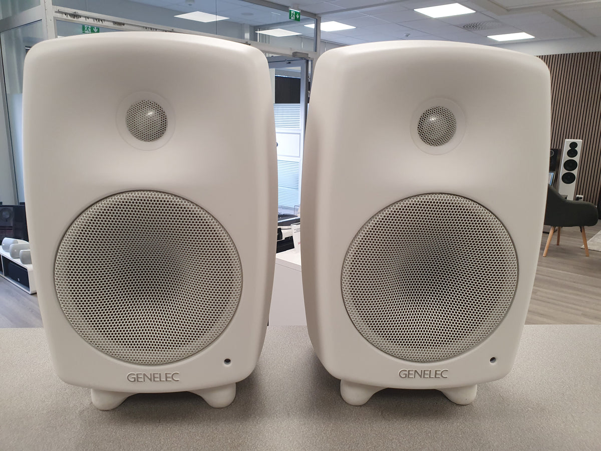 Genelec G three aktiivikaiuttimet vaihtolaite Vaasa