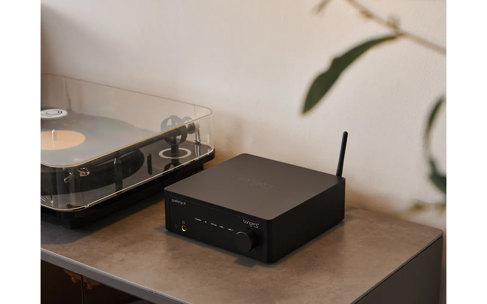 Tangent preAmp III esivahvistin