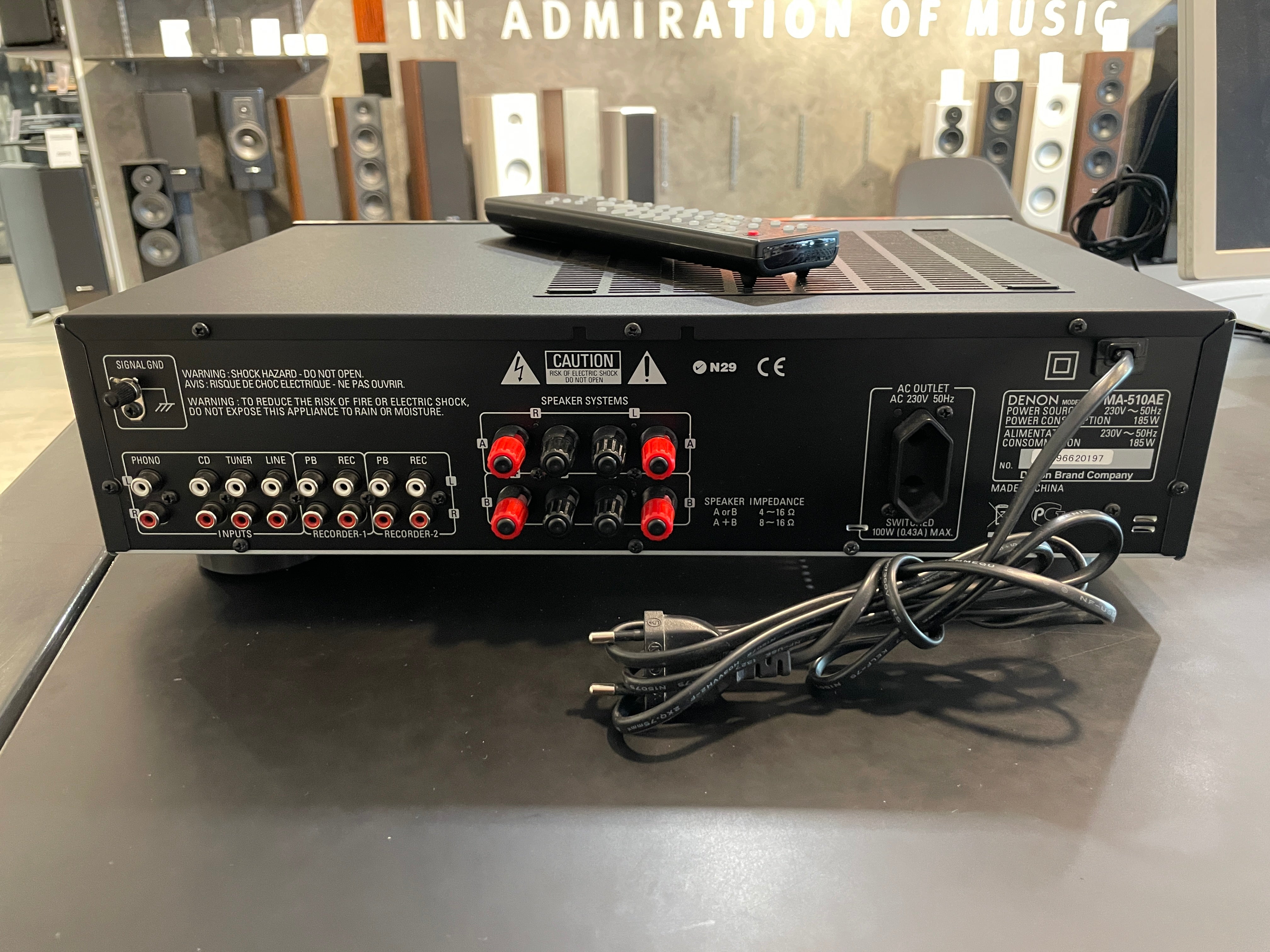 Denon PMA-510AE stereovahvistin musta, vaihtolaite, Oulu