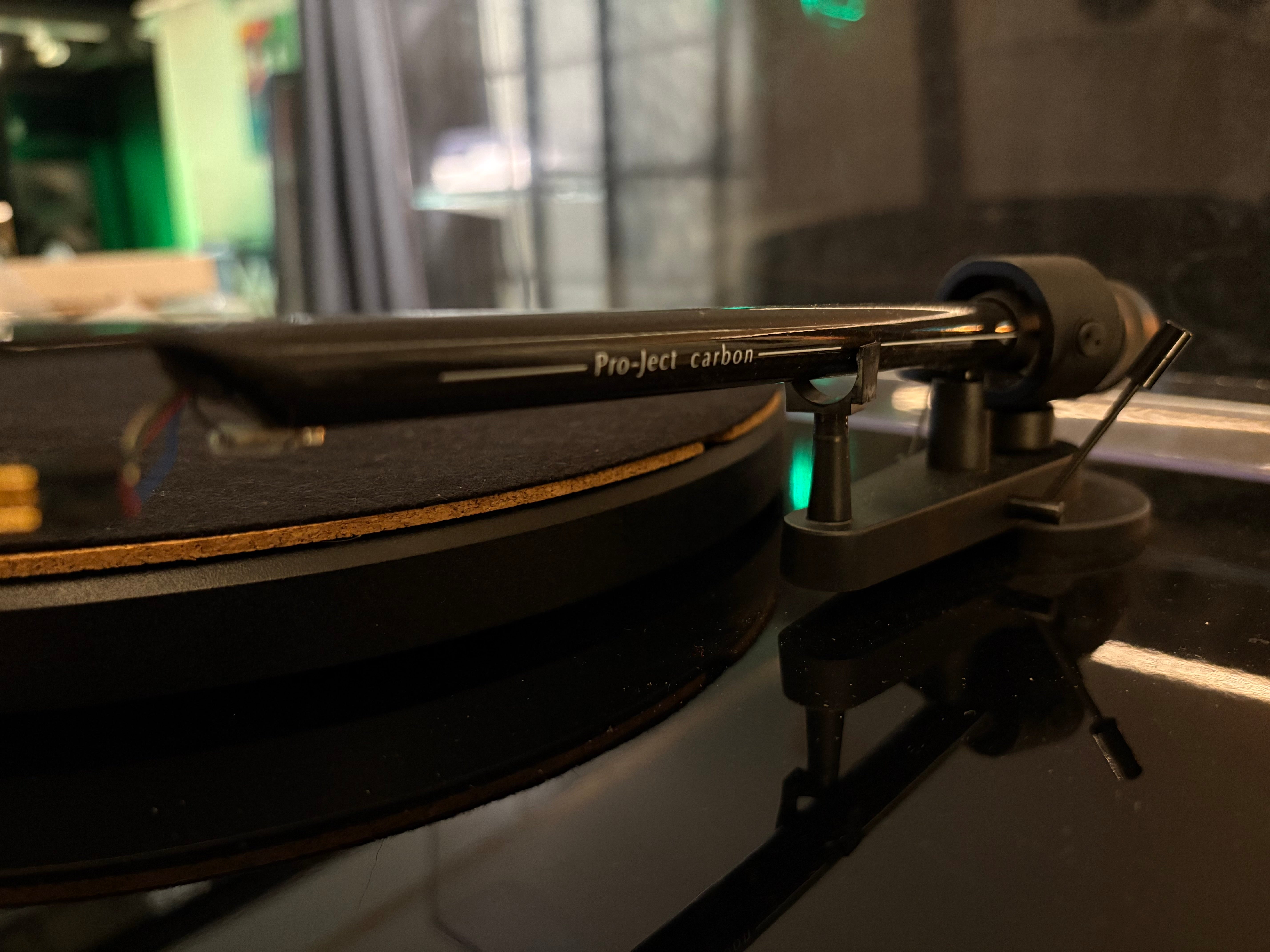 Pro-Ject Debut Carbon, vaihtolaite. Helsinki