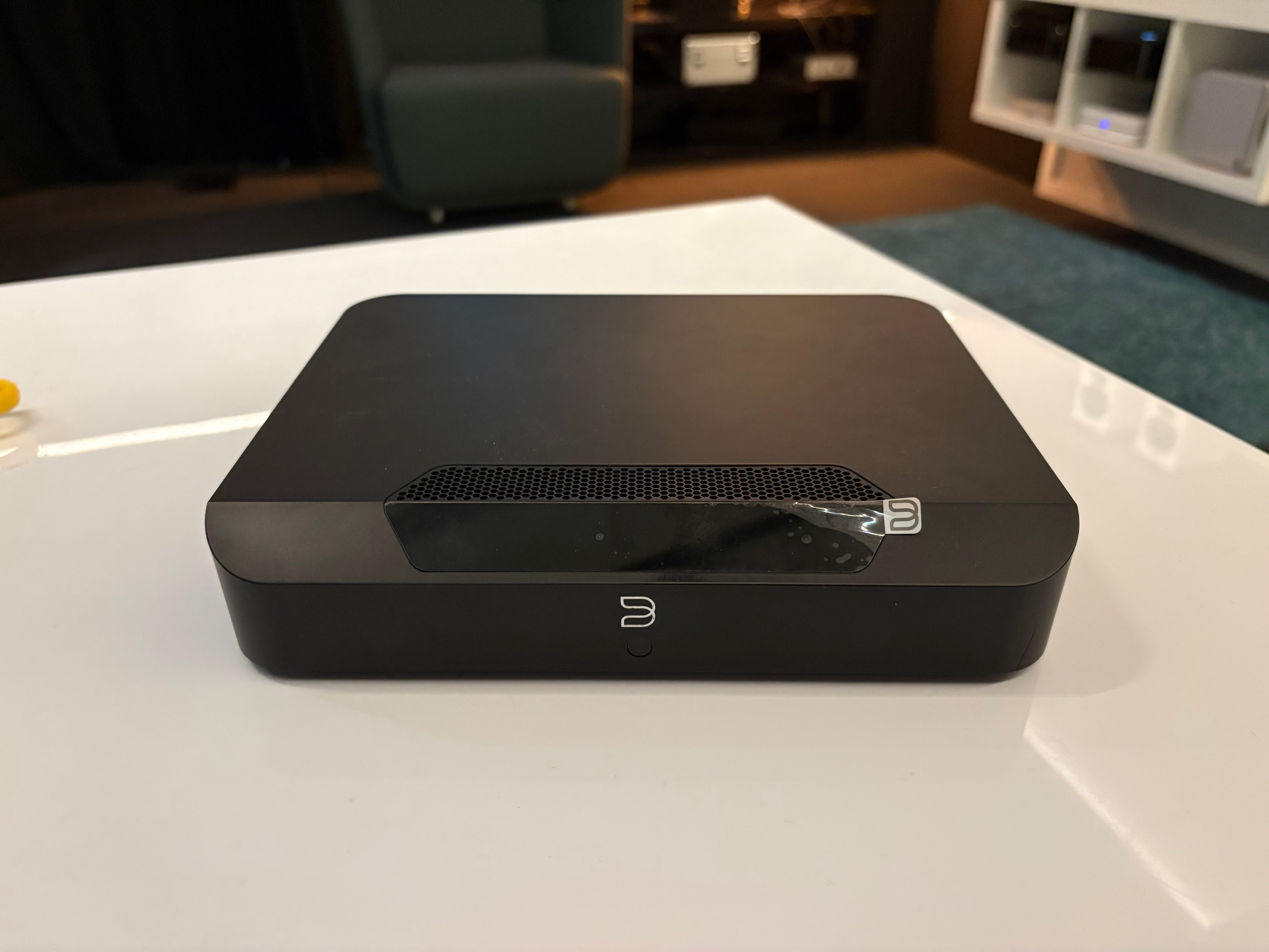 BLUESOUND POWERNODE EDGE N230 verkkovahvistin, demo. Helsinki