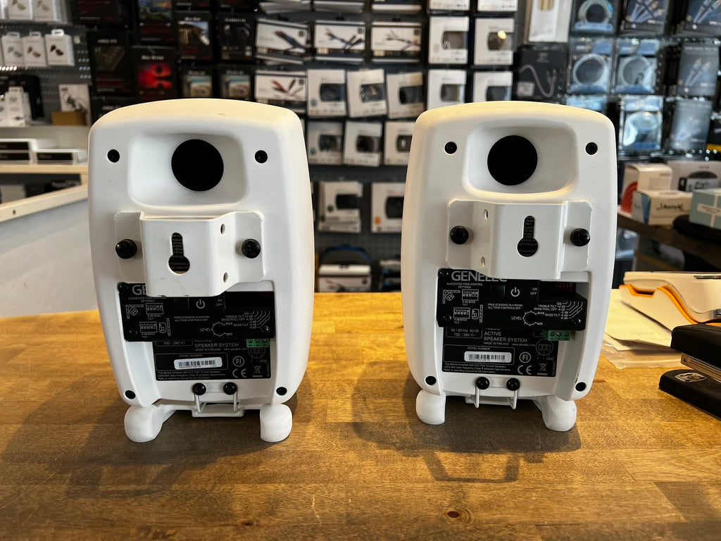 Genelec 4020C asennuskaiutinpari, myyntitili