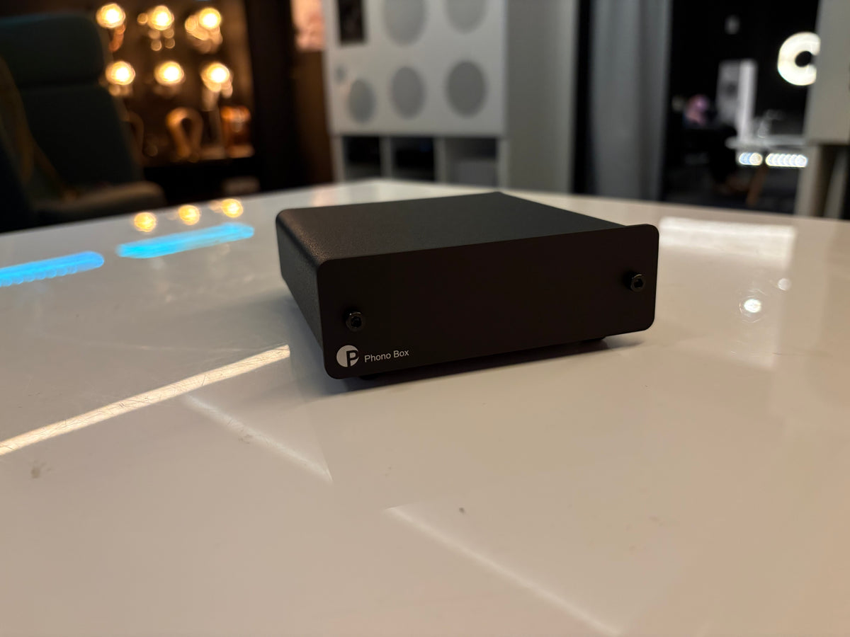 Pro-Ject Phono Box (MM/MC) turntable preamplifier