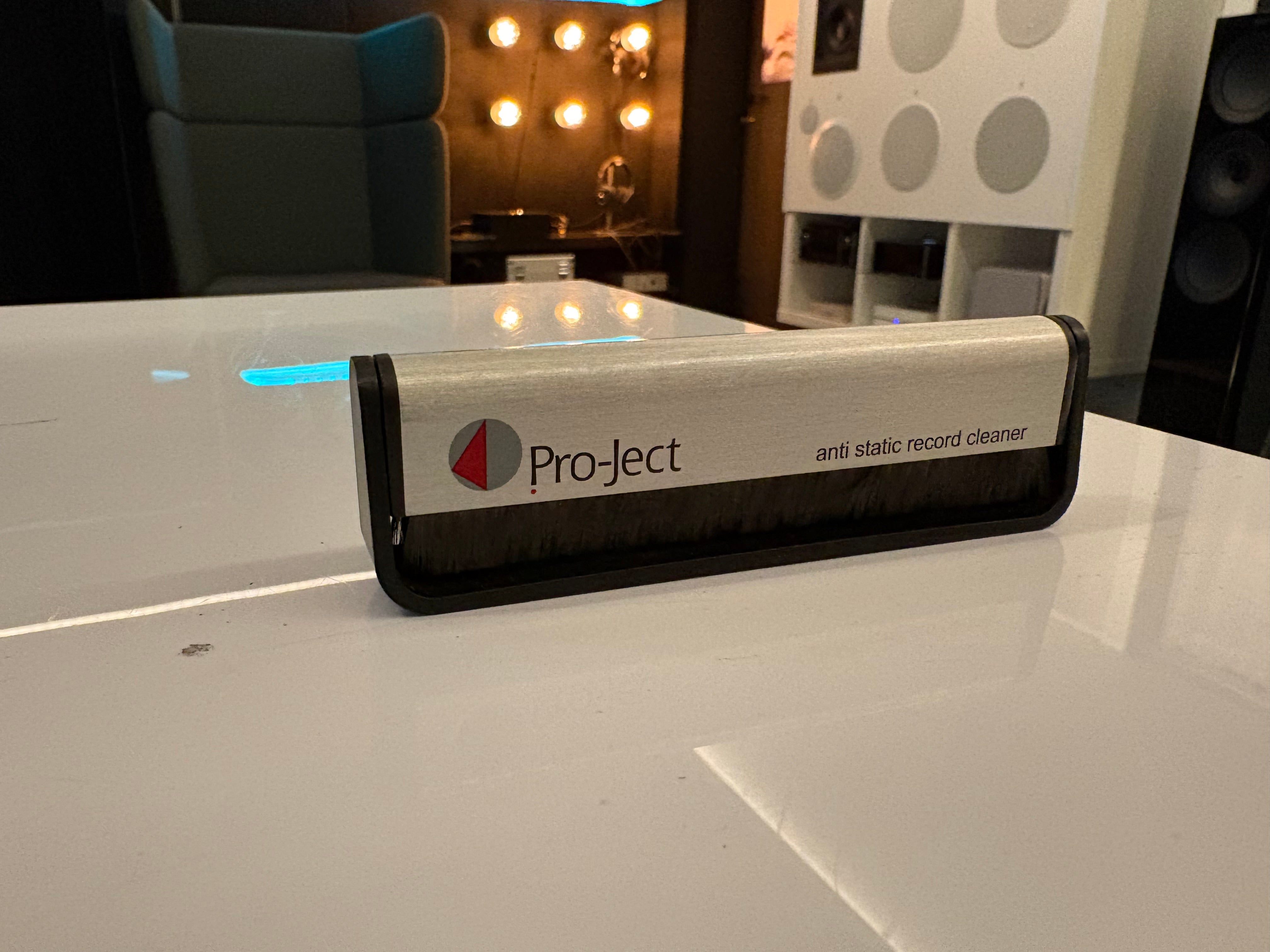 Pro-Ject Debut Carbon, vaihtolaite. Helsinki