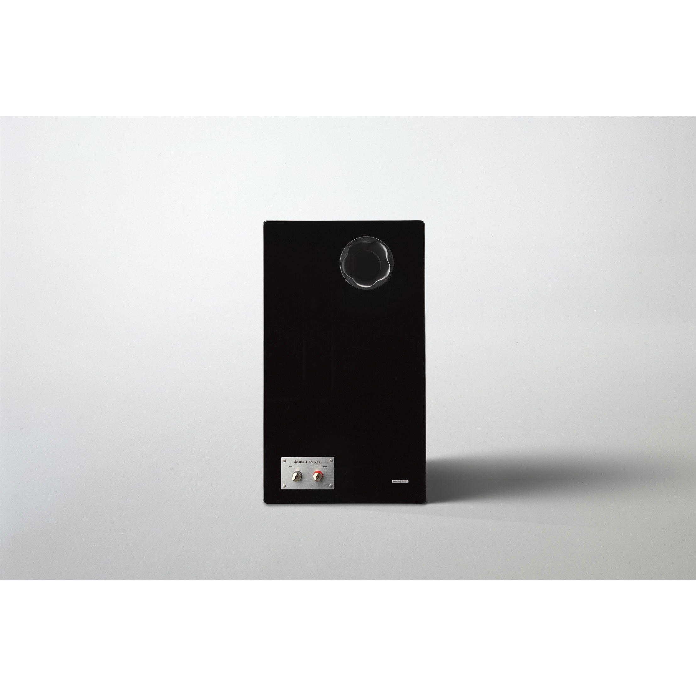 Yamaha NS-5000 MK2 3-way speaker pair with SPS-5000 stands