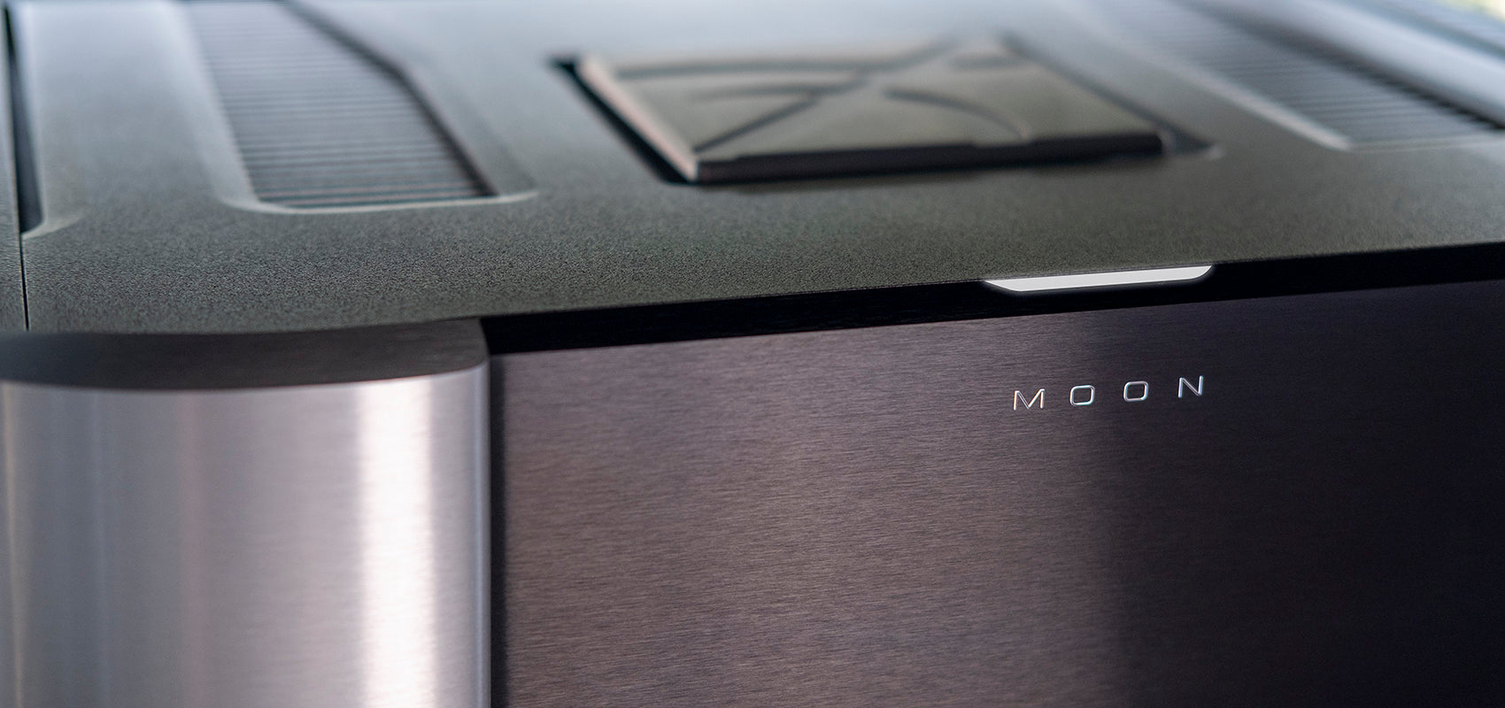 Simaudio MOON 761 North Collection power amplifier