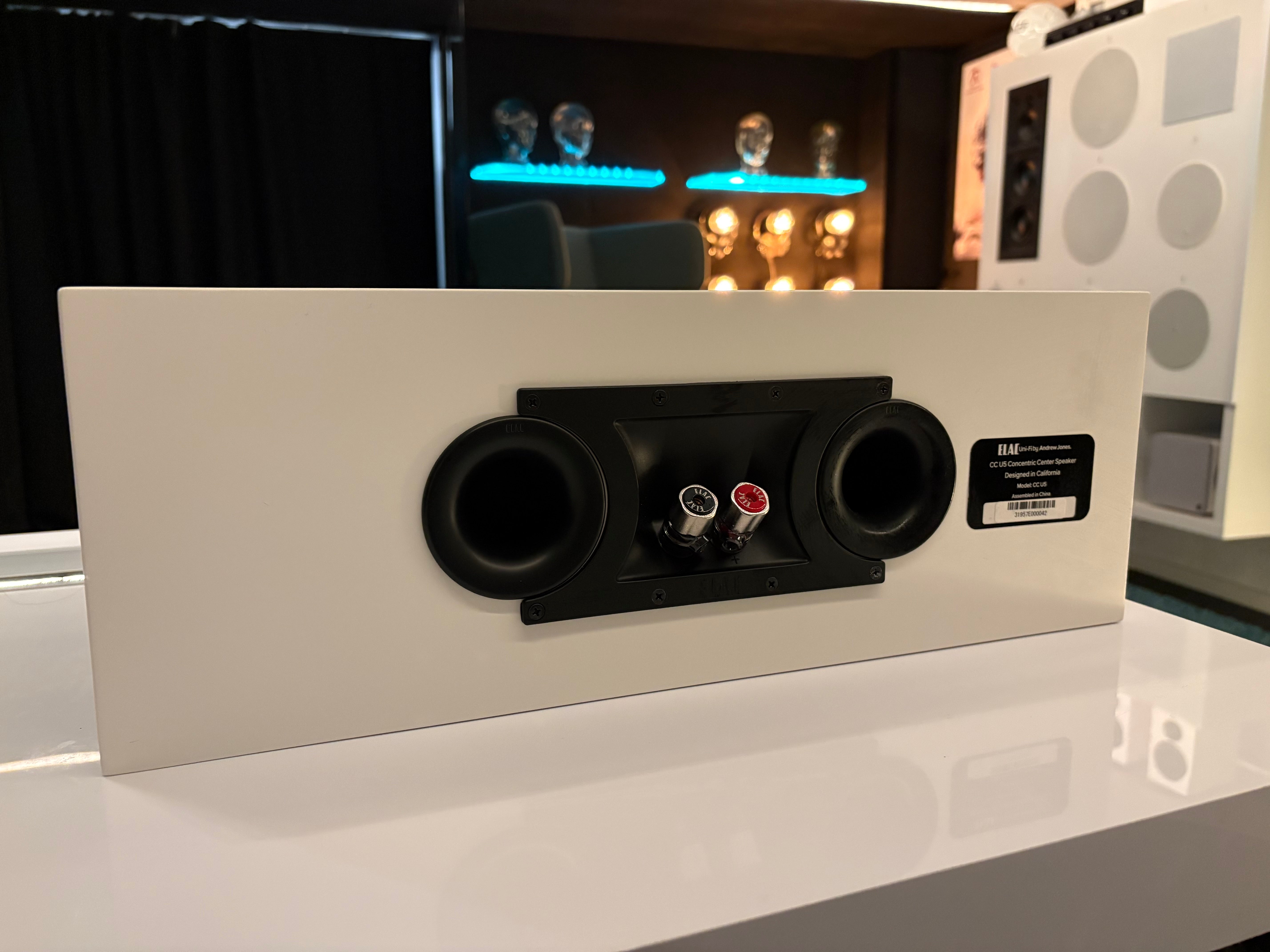 ELAC Uni-Fi CC U5, vaihtolaite. Helsinki